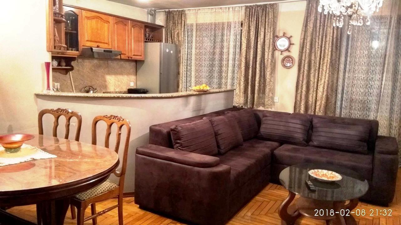 Apartment K. Gamsakhurdia St. Batumi Exterior photo