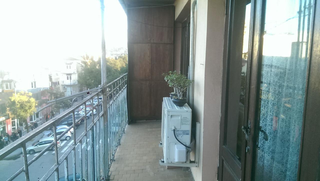 Apartment K. Gamsakhurdia St. Batumi Exterior photo
